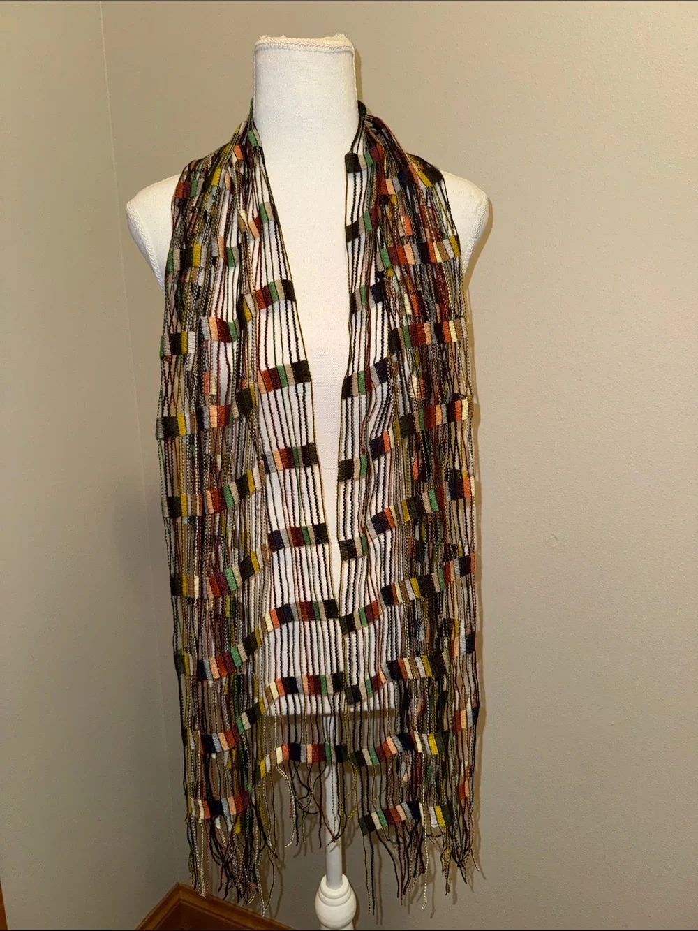 NEW Women’s Long Open Weave Fringe Scarf in Multicolor